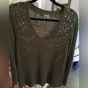 RD Style Khaki V-Neck Sweater